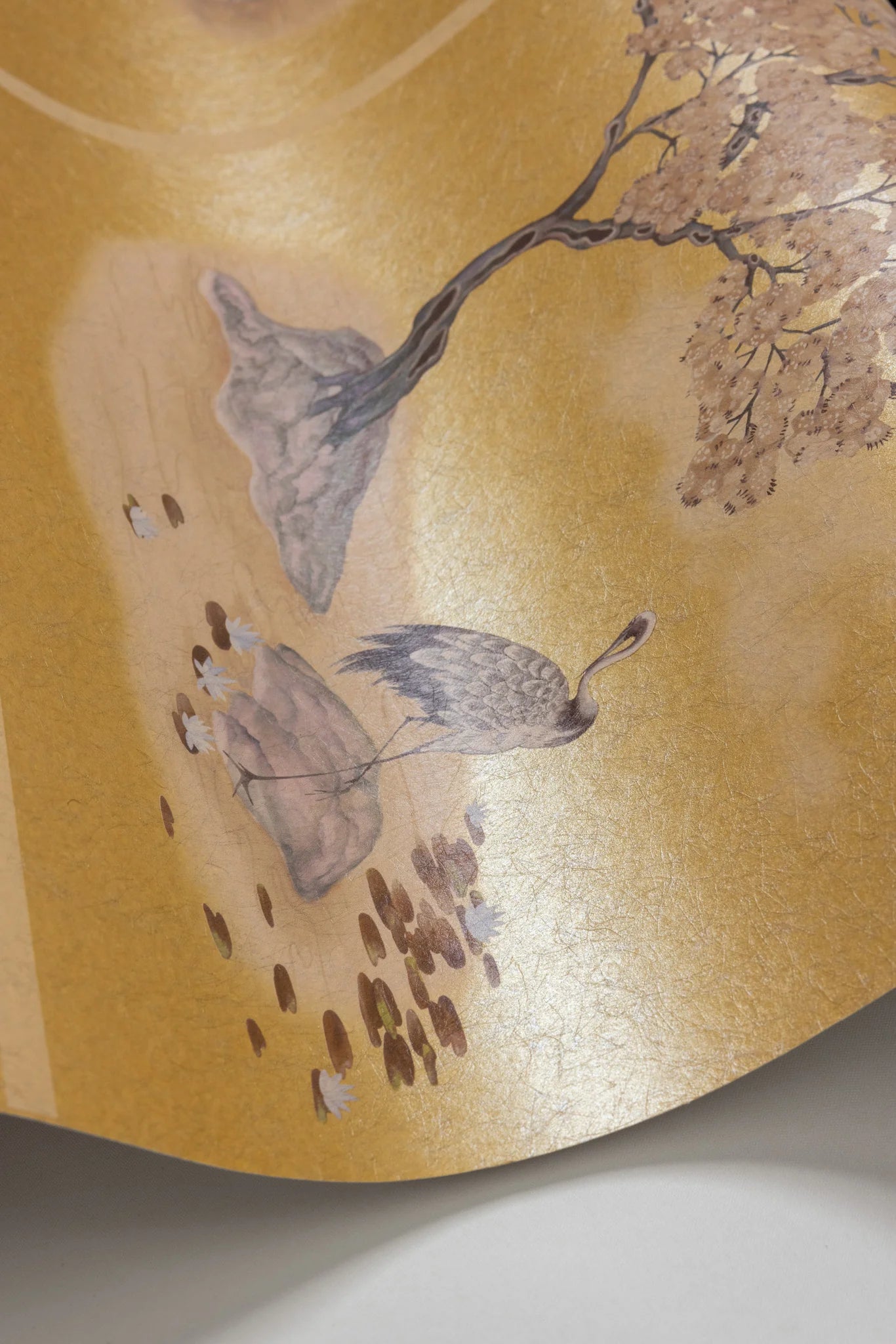 Tile Toile - Gilded wallpaper by Cole & Son 126/10038